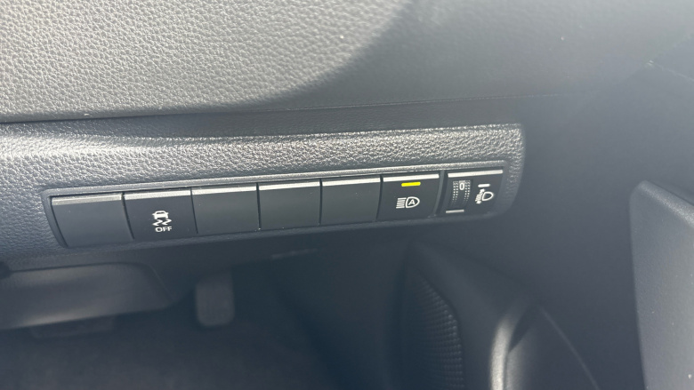 Toyota Corolla Petrol 1.8 VVT-i Hybrid Commercial Auto